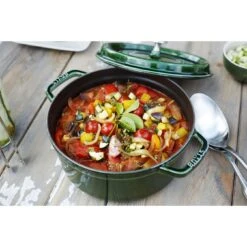 Staub Gietijzeren Braadpan 28 Cm / 6,75 L, Rond, Basilicum -Keuken Kortingswinkel 000017126
