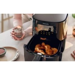 Philips Essential Airfryer HD9252/70 18 Philips Essential Airfryer HD9252/70 -Keuken Kortingswinkel 212 9252 8 1