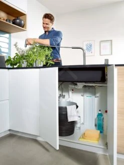 Hansgrohe M71 - Keukenkraan M7117-H240 Met Uittrekbare Handdouche, SBOX, RVS Look 73817800 -Keuken Kortingswinkel 614339f023e83515abc9fdf8