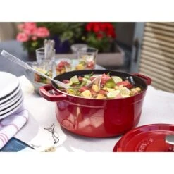 Staub Gietijzeren Braadpan 24 Cm / 3,8 L, Rond, Kersenrood -Keuken Kortingswinkel 750036202
