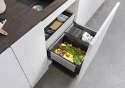 Blanco Select - Inbouw Afvalemmer, Met Scheidingswand, Inhoud 46 L 526210 -Keuken Kortingswinkel e05451b1ae453655f70e5006